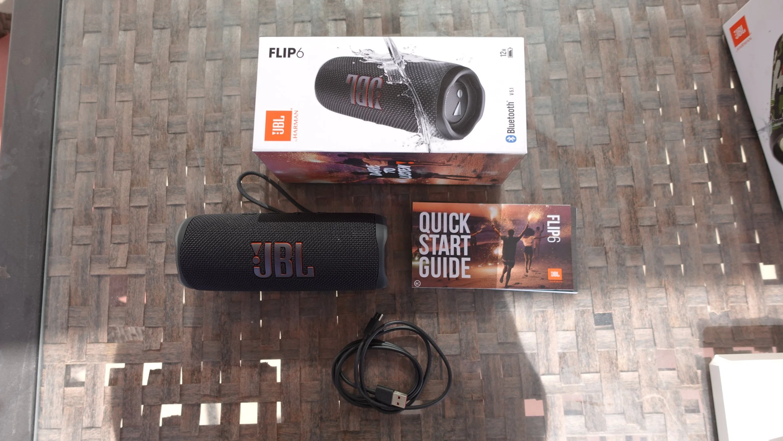 JBL Flip 5 vs Flip 6 — Stream Tech Reviews by BadIntent